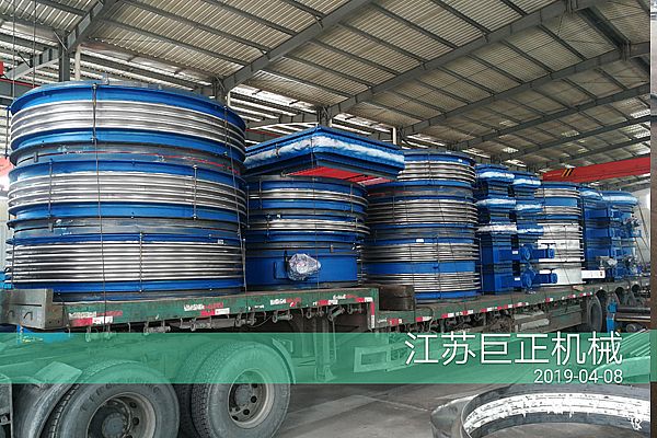 擋板門/非金屬膨脹節(jié)完工，準備發(fā)往山東客戶